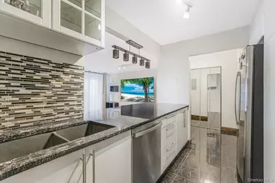 40 Wellington Ct 2A, Staten Island, Ny 10314, New York, NY 10314 - Photo 7