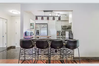 40 Wellington Ct 2A, Staten Island, Ny 10314, New York, NY 10314 - Photo 3