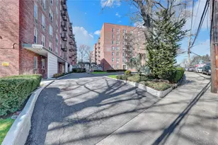 54-44 Little Neck Parkway Pkwy, Little Neck, NY 11362 - Photo 7