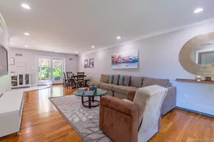 977 Woodcliff Dr, Franklin Square, NY 11010 - Photo 19