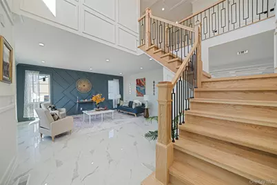 957 Dana Avenue, Valley Stream, NY 11580 - Photo 3