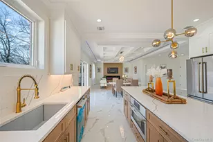 957 Dana Ave, Valley Stream, NY 11580 - Photo 7