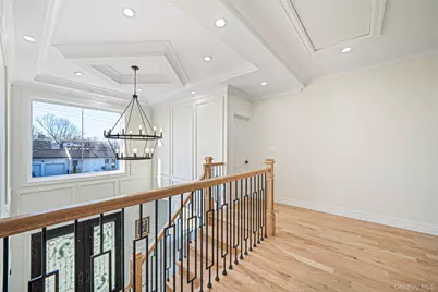 957 Dana Avenue, Valley Stream, NY 11580 - Photo 23