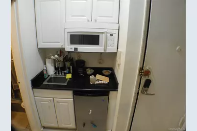 252 E 33 Street E, New York, NY 10016 - Photo 29