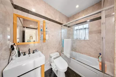 66-19 Commonwealth Boulevard, Little Neck, NY 11362 - Photo 15