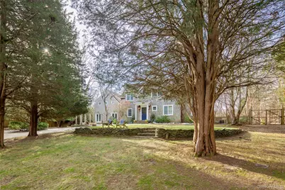 10 Deer Path, East Hampton, NY 11937 - Photo 3