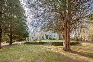 10 Deer Path, East Hampton, NY 11937 - Photo 3