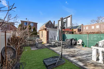 2445 Yates Avenue, Bronx, NY 10469 - Photo 13