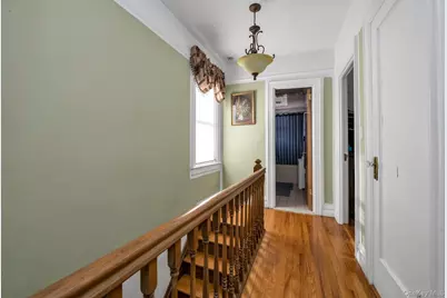 2445 Yates Avenue, Bronx, NY 10469 - Photo 23