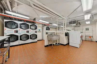 251 E 51st Street #15G, New York, NY 10022 - Photo 13