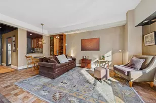 251 E 51st St, New York, NY 10022 - Photo 5