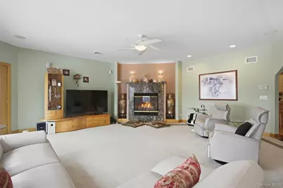 60 Cronomer Hts Drive, Newburgh, NY 12550 - Photo 13