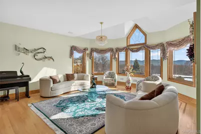 60 Cronomer Hts Drive, Newburgh, NY 12550 - Photo 9