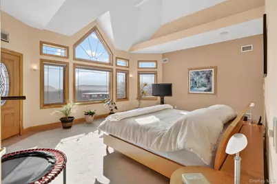 60 Cronomer Hts Drive, Newburgh, NY 12550 - Photo 29