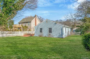 39 Kay Rd, Calverton, NY 11933 - Photo 17