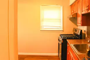 121 Nassau Blvd, West Hempstead, NY 11552 - Photo 9