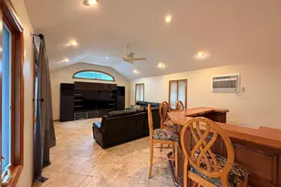 12 Elves Ln, Levittown, NY 11756 - Photo 3