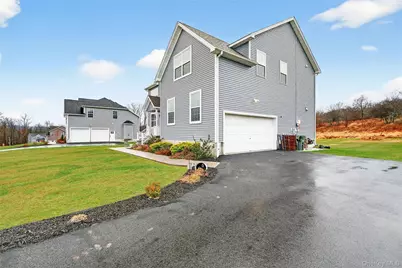 38 Highgrove Drive, Washingtonville, NY 10992 - Photo 7