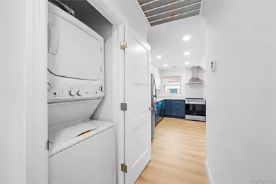 584 Main Street #5, Islip, NY 11751 - Photo 11