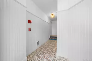 584 Main St, Islip, NY 11751 - Photo 11