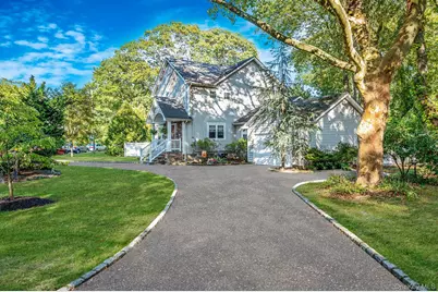 106 Springdale Drive, Ronkonkoma, NY 11779 - Photo 3