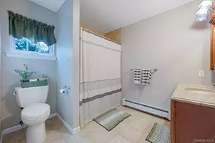 106 Springdale Dr, Ronkonkoma, NY 11779 - Photo 21
