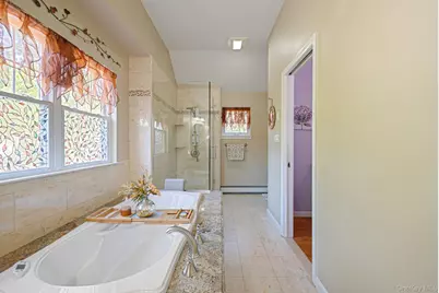 106 Springdale Drive, Ronkonkoma, NY 11779 - Photo 27