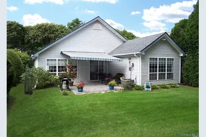 38 Huntingdale Way, Middle Island, NY 11953 - Photo 7