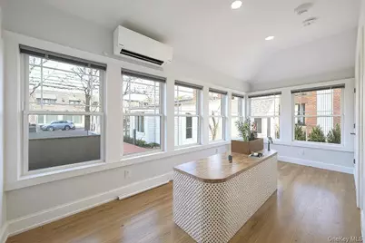 584 Main Street #1, Islip, NY 11751 - Photo 5