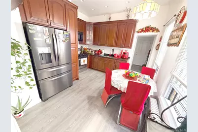 211 Sunnyside Avenue, Brooklyn, NY 11207 - Photo 7