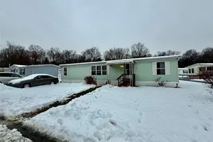 129 Brittany Terrace, Rock Tavern, NY 12575 - Photo 5