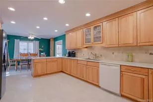 13 Edna Dr, Hyde Park, NY 12538 - Photo 13