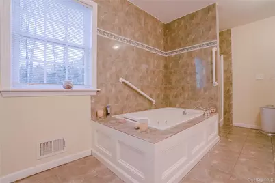 13 Edna Drive, Hyde Park, NY 12538 - Photo 31