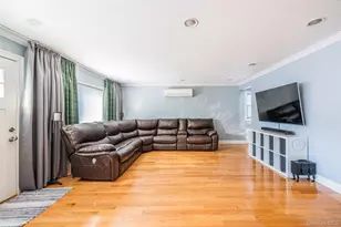 94 Sheridan Blvd, Mineola, NY 11501 - Photo 3