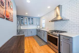 94 Sheridan Blvd, Mineola, NY 11501 - Photo 17