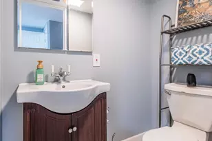 94 Sheridan Blvd, Mineola, NY 11501 - Photo 27