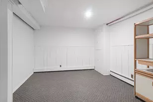 21 Linden Blvd, Hicksville, NY 11801 - Photo 17