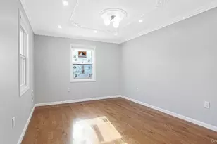 21 Linden Blvd, Hicksville, NY 11801 - Photo 3