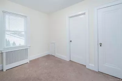 118 McLaughlin Street, Glen Cove, NY 11542 - Photo 9