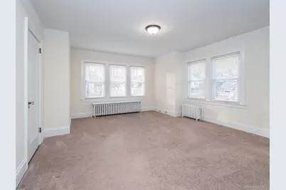 118 McLaughlin Street, Glen Cove, NY 11542 - Photo 15