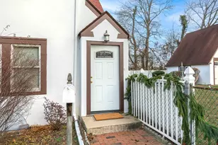 118 McLaughlin St, Glen Cove, NY 11542 - Photo 3