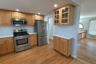 4 Willow St, Selden, NY 11784 - Photo 5