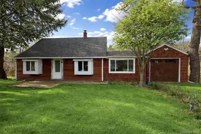 24 Lindner Place, Smithtown, NY 11787 - Photo 1