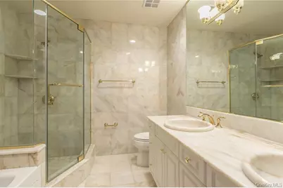 171 Great Neck Road #1N, Great Neck, NY 11021 - Photo 13