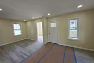 13 Chestnut St, Middletown, NY 10940 - Photo 3