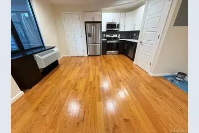 31-10 28th Road #3D, Astoria, NY 11102 - Photo 9