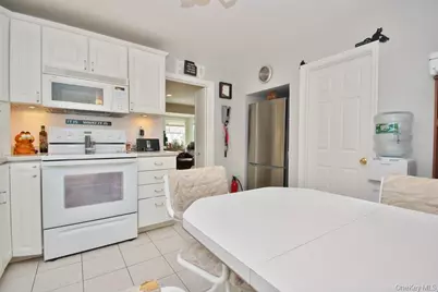 194 1st Street, Buchanan, NY 10511 - Photo 9