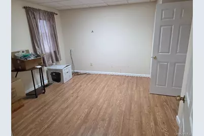 90 Medford Avenue, Patchogue, NY 11772 - Photo 23