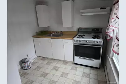 90 Medford Avenue, Patchogue, NY 11772 - Photo 9