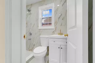 110-34 214th St, Queens Village, NY 11429 - Photo 21